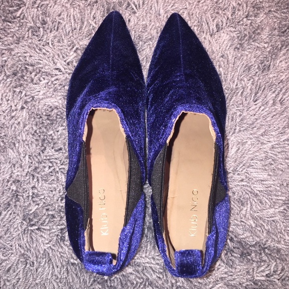 NWOT! Klub Nico Renita Pointy Toe Chelsea Bootie - Picture 3 of 8